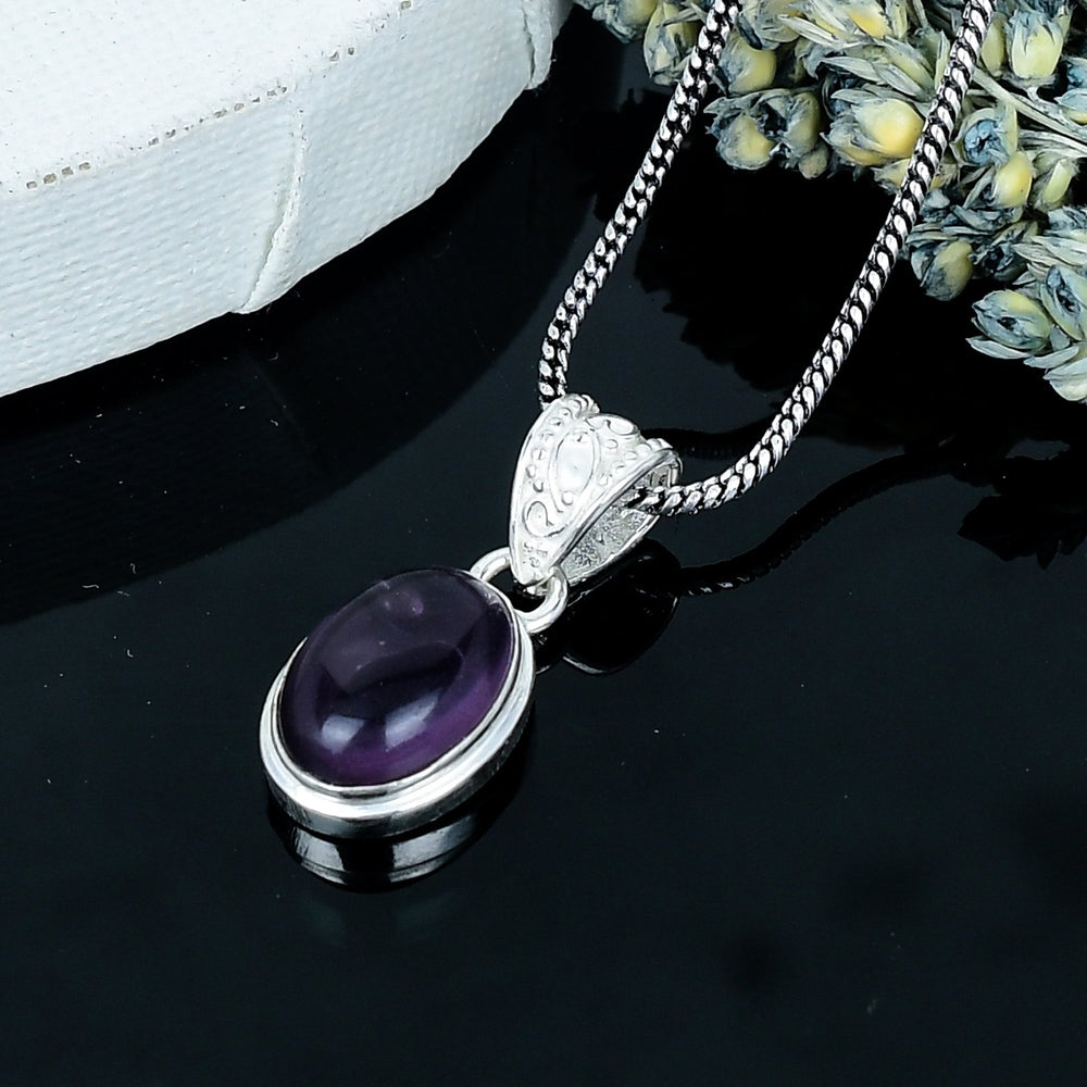 ZAREYA Oval Amethyst Pendant – 925 Silver | Royal Purple Glow Necklace