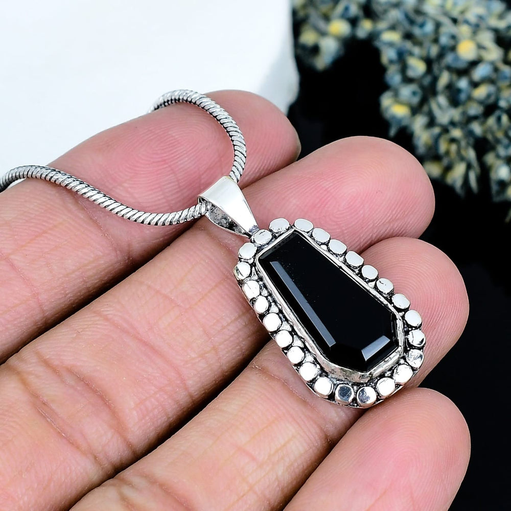 ZAREYA Noir Luxe Pendant – 925 Silver with Black Gem & White Accents