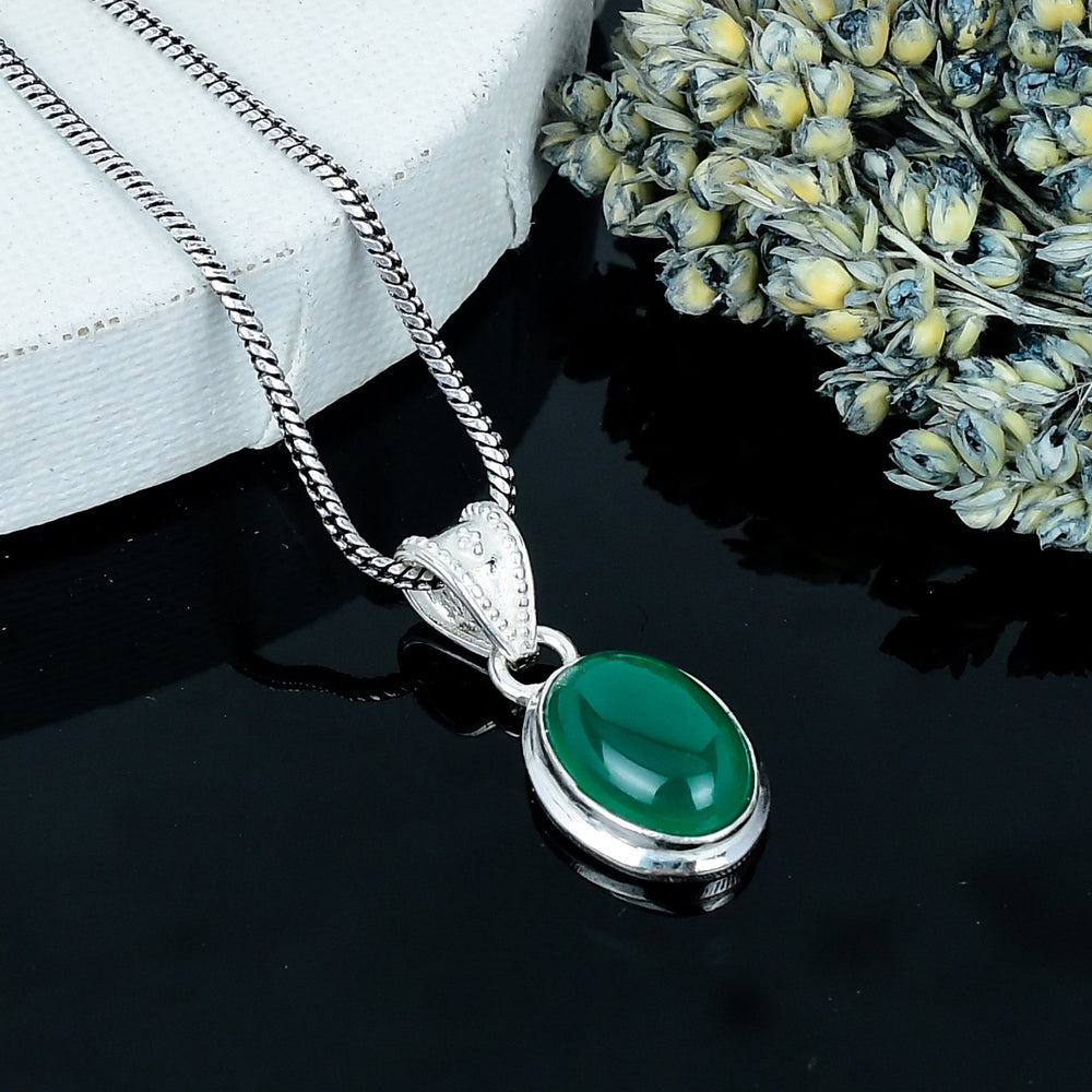 ZAREYA Green Onyx Oval Pendant – 925 Silver | Bold Minimal Charm Necklace: