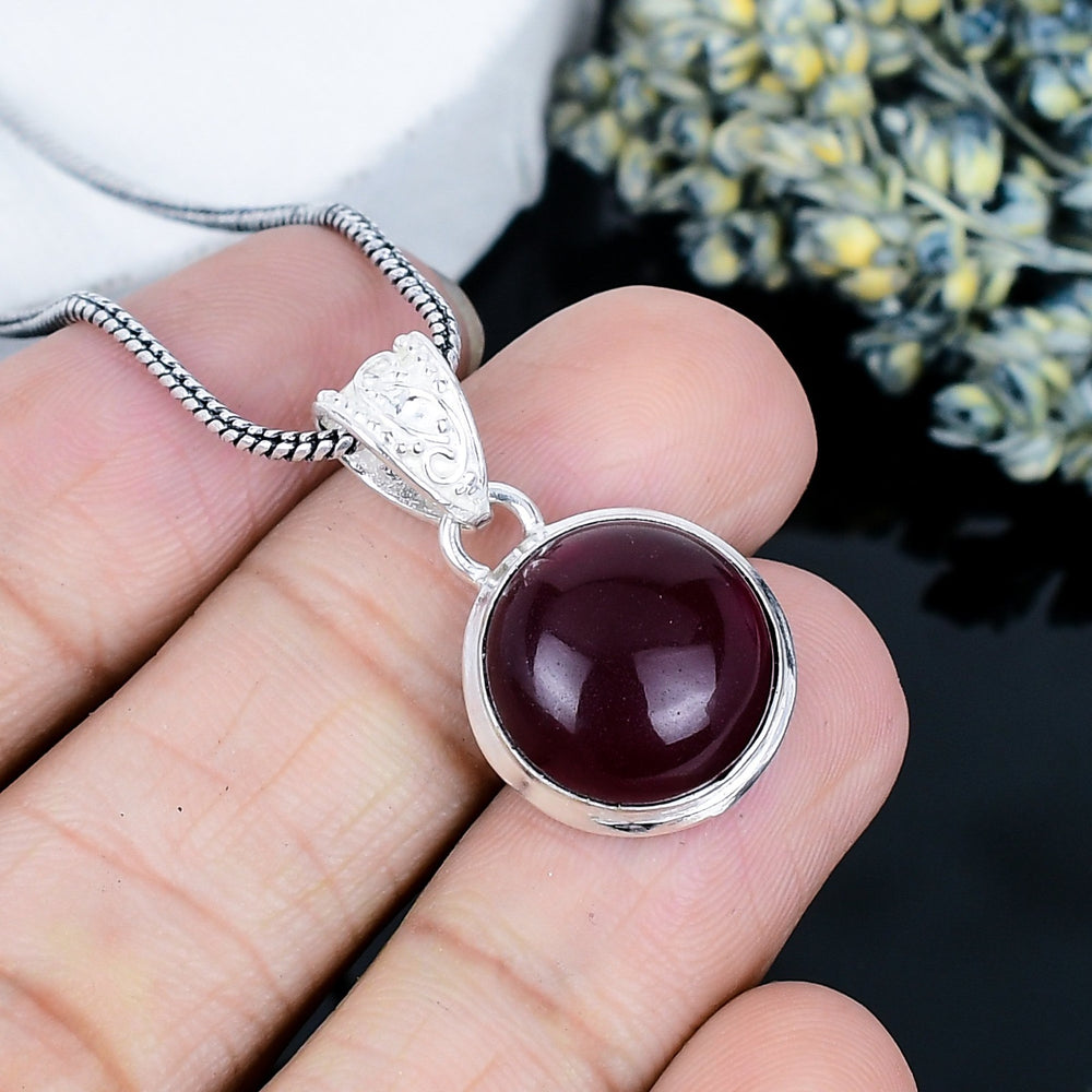 ZAREYA Garnet Bloom Pendant – 925 Silver | Deep Strength Charm