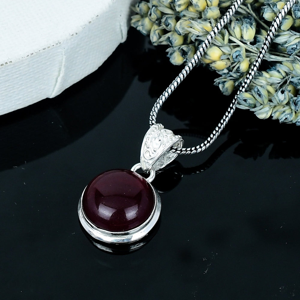 ZAREYA Garnet Bloom Pendant – 925 Silver | Deep Strength Charm