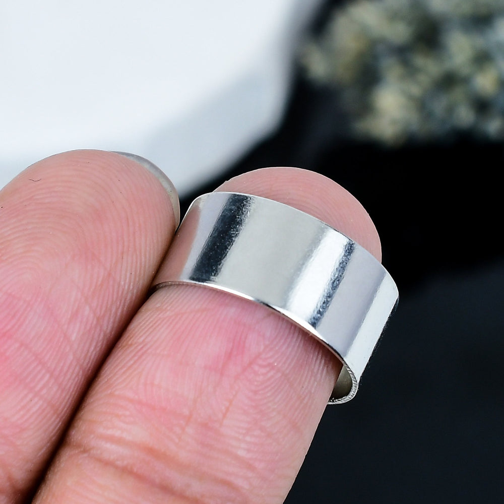 ZAREYA Sleek Band Ring – 925 Silver | Minimal Statement Unisex Ring