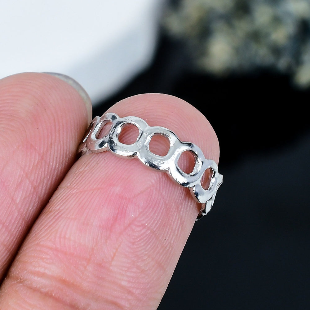 ZAREYA Oval Loop Ring – 925 Silver | Modern Open Band Adjustable Ring