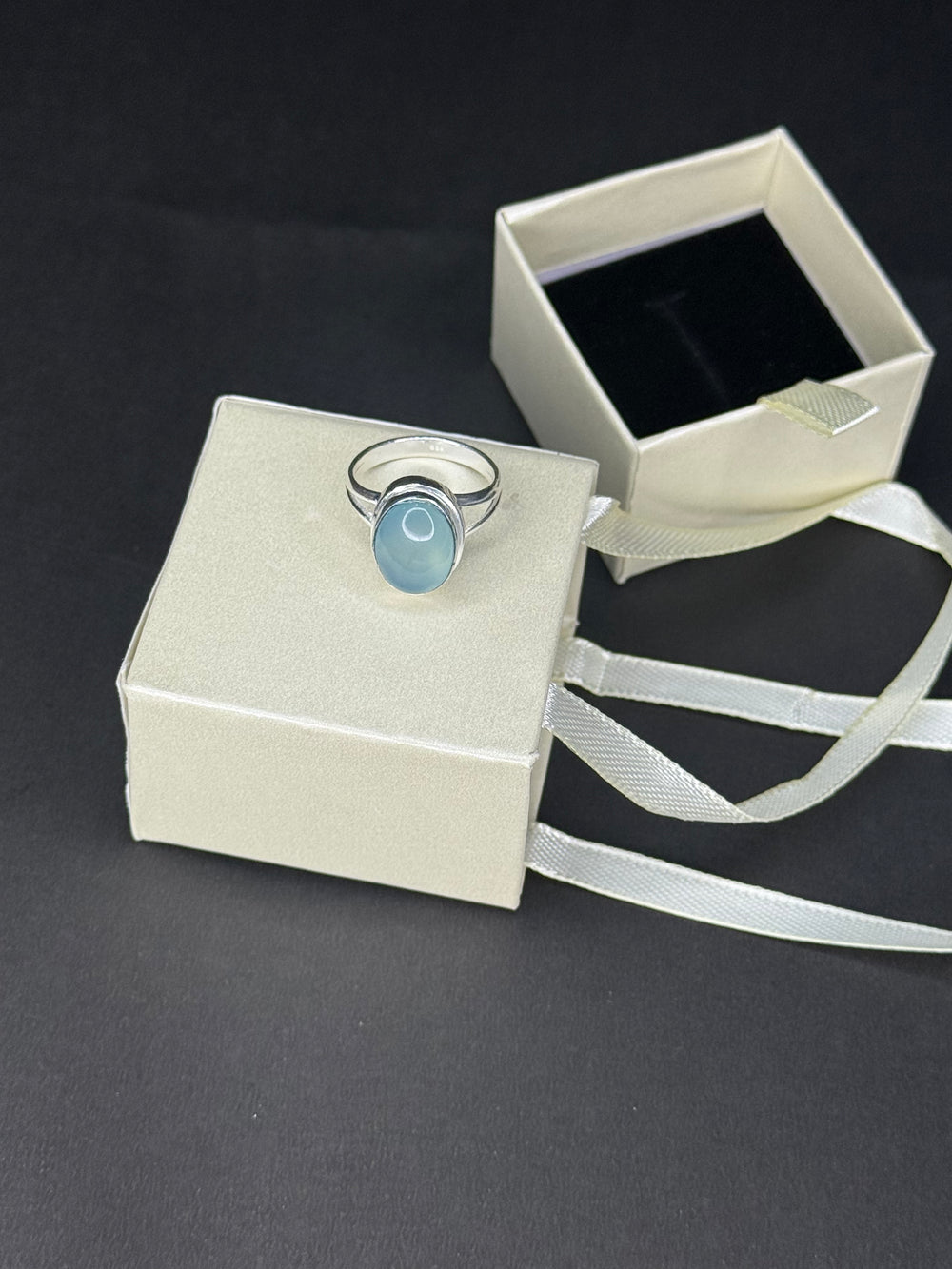 ZAREYA Aquatic Blue Oval Gemstone Ring – 925 Sterling Silver