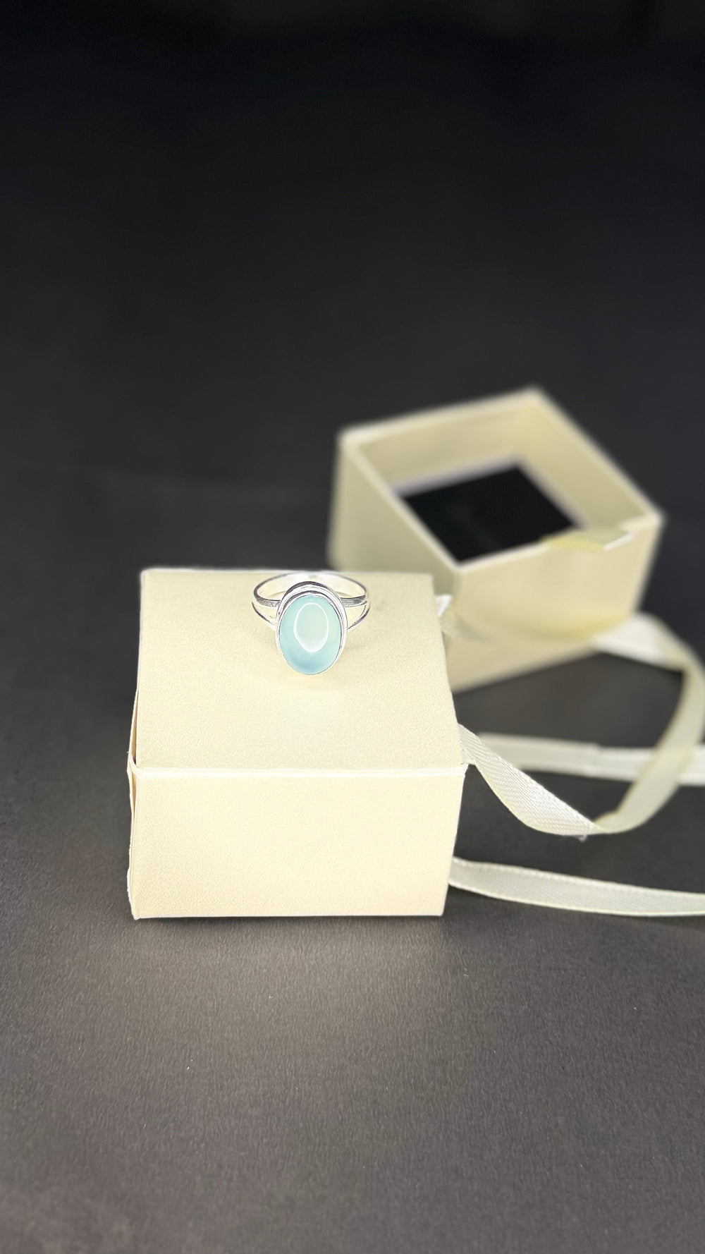 ZAREYA Aquatic Blue Oval Gemstone Ring – 925 Sterling Silver