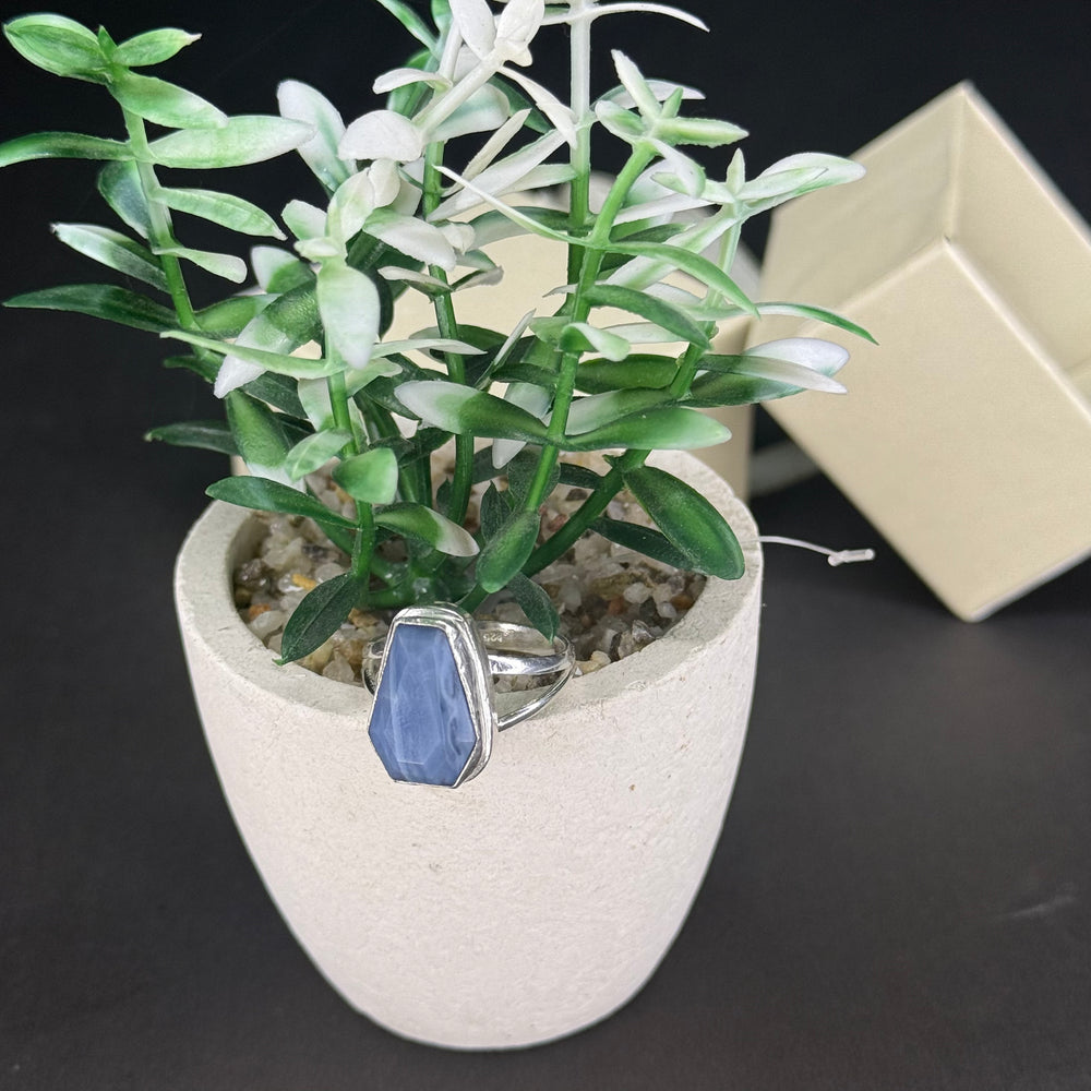 ZAREYA Blue Chalcedony Shield Ring – 925 Silver | Minimal Luxe Jewelry for Women