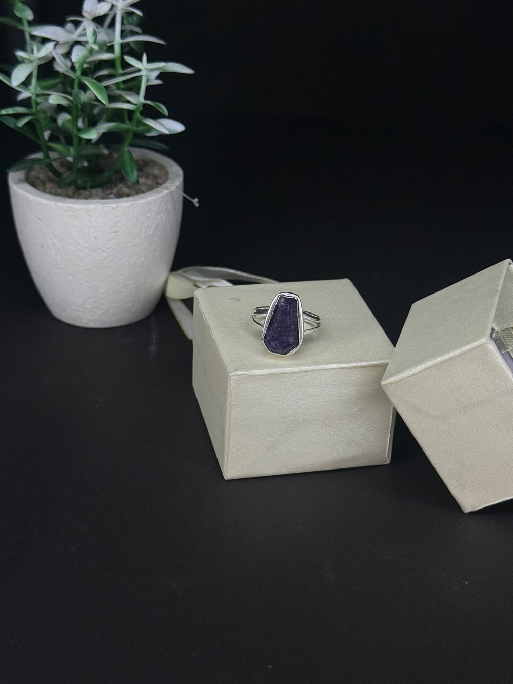 ZAREYA Amethyst Shield Ring – 925 Silver | Modern Statement Jewelry