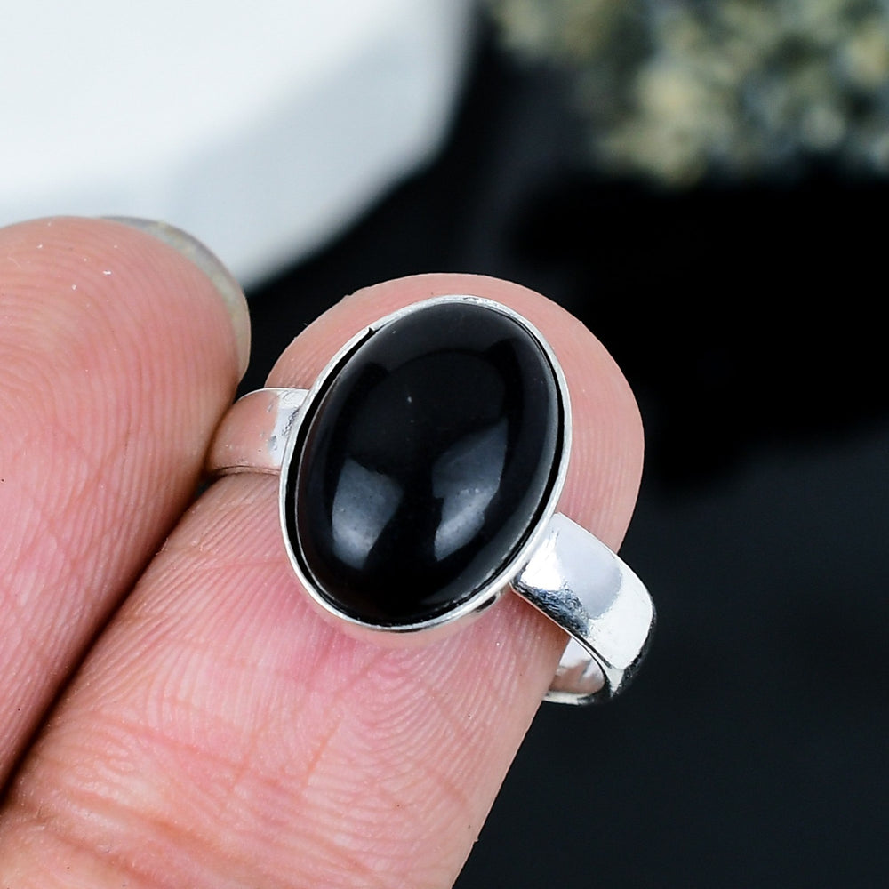 ZAREYA Black Onyx Oval Ring – 925 Silver | Bold Minimalist Statement Ring