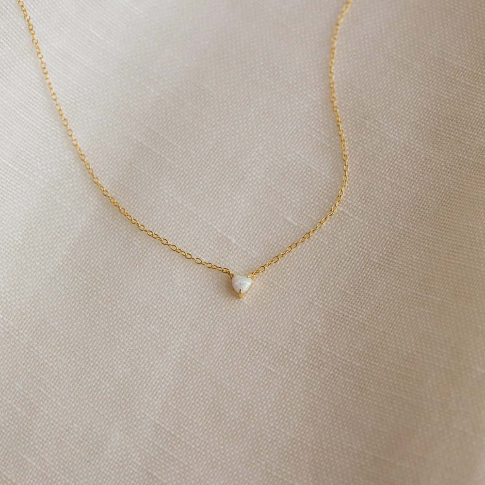 ZAREYA Opal Heart Necklace – 925 Silver | Minimal Love Pendant