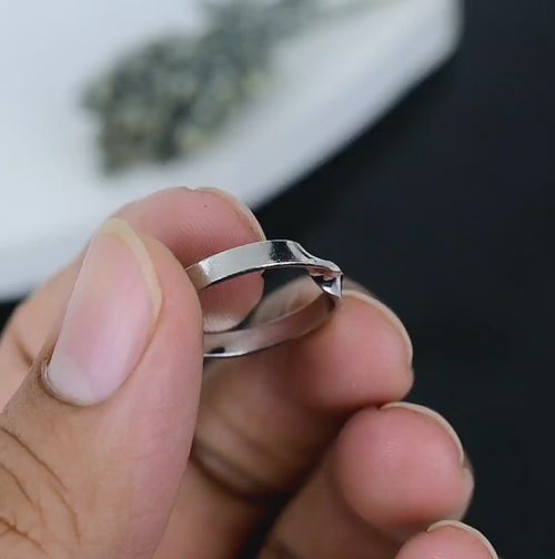 ZAREYA Silver Wave Ring – 925 Silver | Minimal Fluid Adjustable Band