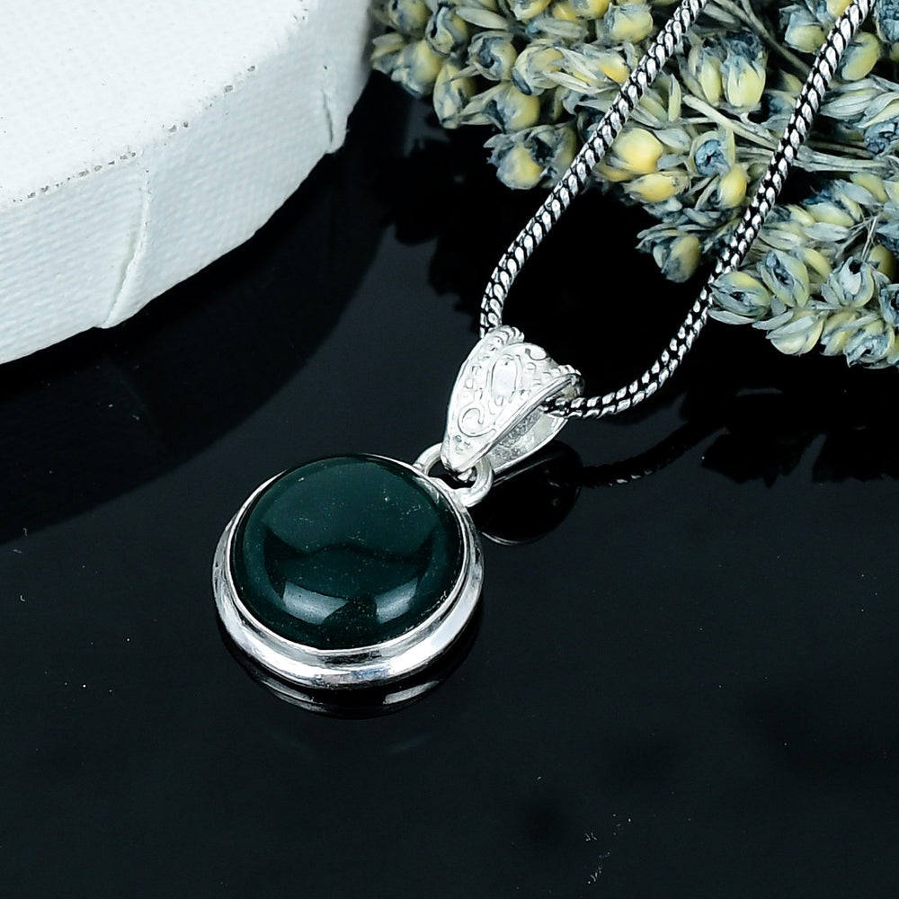 ZAREYA Bloodstone Vitality Pendant – 925 Silver | Strength of Earth Talisman