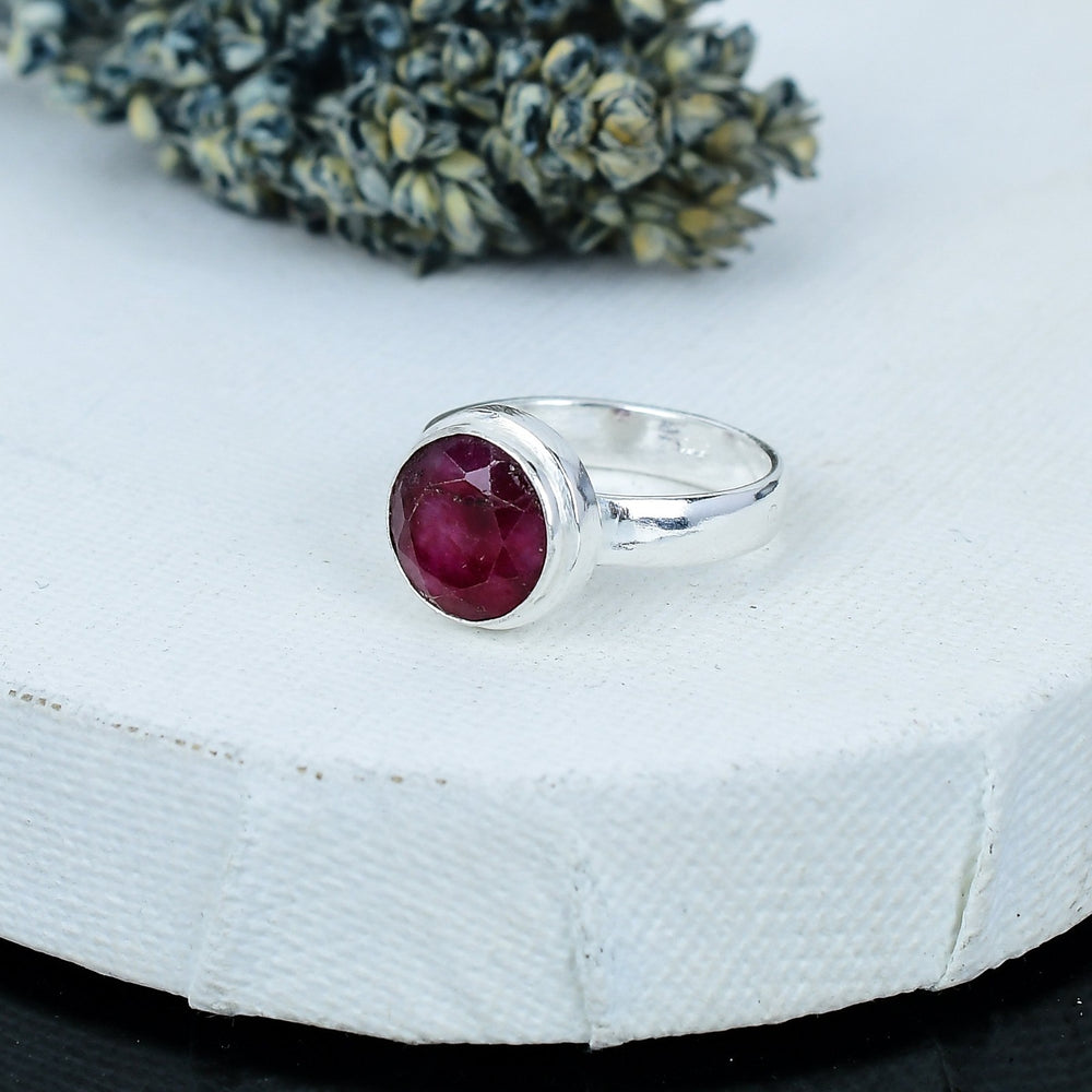 ZAREYA Crimson Aura Ring – 925 Silver | Passion & Power Ruby Ring