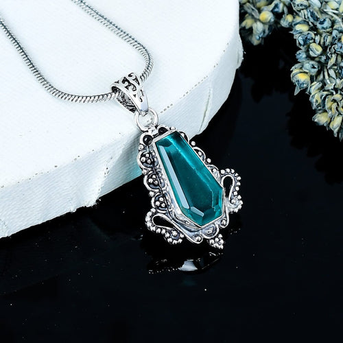 ZAREYA Ocean Crest Pendant – 925 Silver with Deep Teal Stone