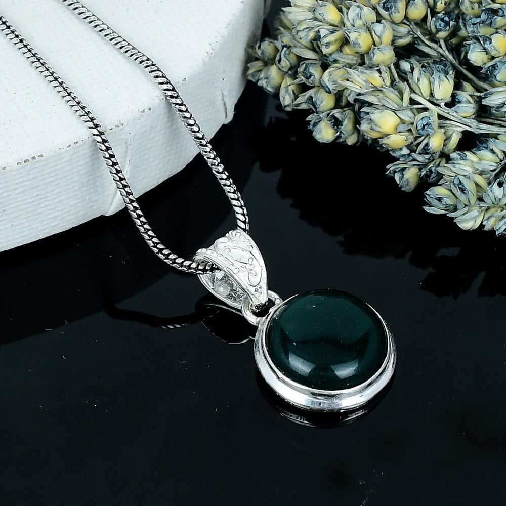 ZAREYA Bloodstone Vitality Pendant – 925 Silver | Strength of Earth Talisman