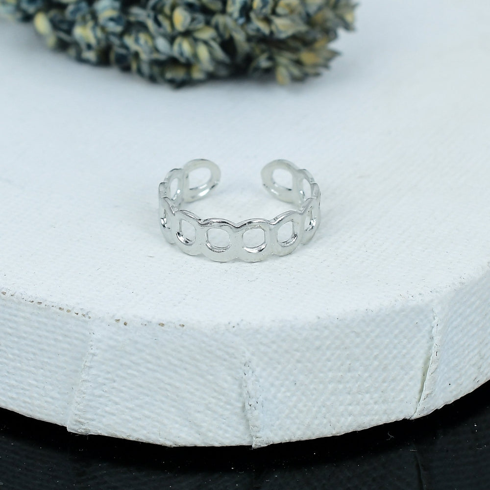 ZAREYA Oval Loop Ring – 925 Silver | Modern Open Band Adjustable Ring