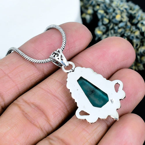 ZAREYA Ocean Crest Pendant – 925 Silver with Deep Teal Stone