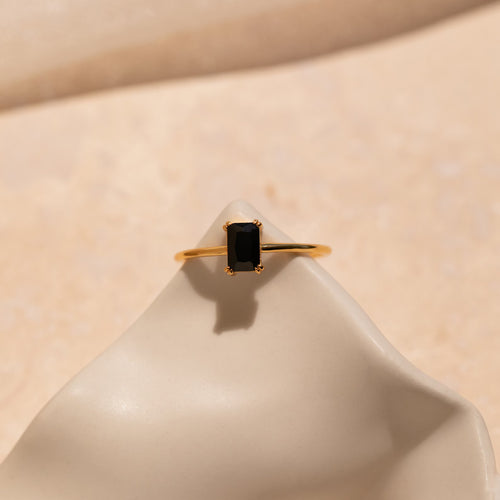 ZAREYA Black Onyx Glow Ring – 925 Silver
