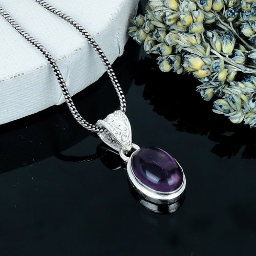 ZAREYA Oval Amethyst Pendant – 925 Silver | Royal Purple Glow Necklace