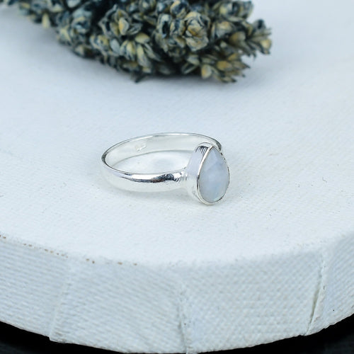 ZAREYA Moonstone Pear Ring – 925 Silver | Teardrop Glow Minimal Ring