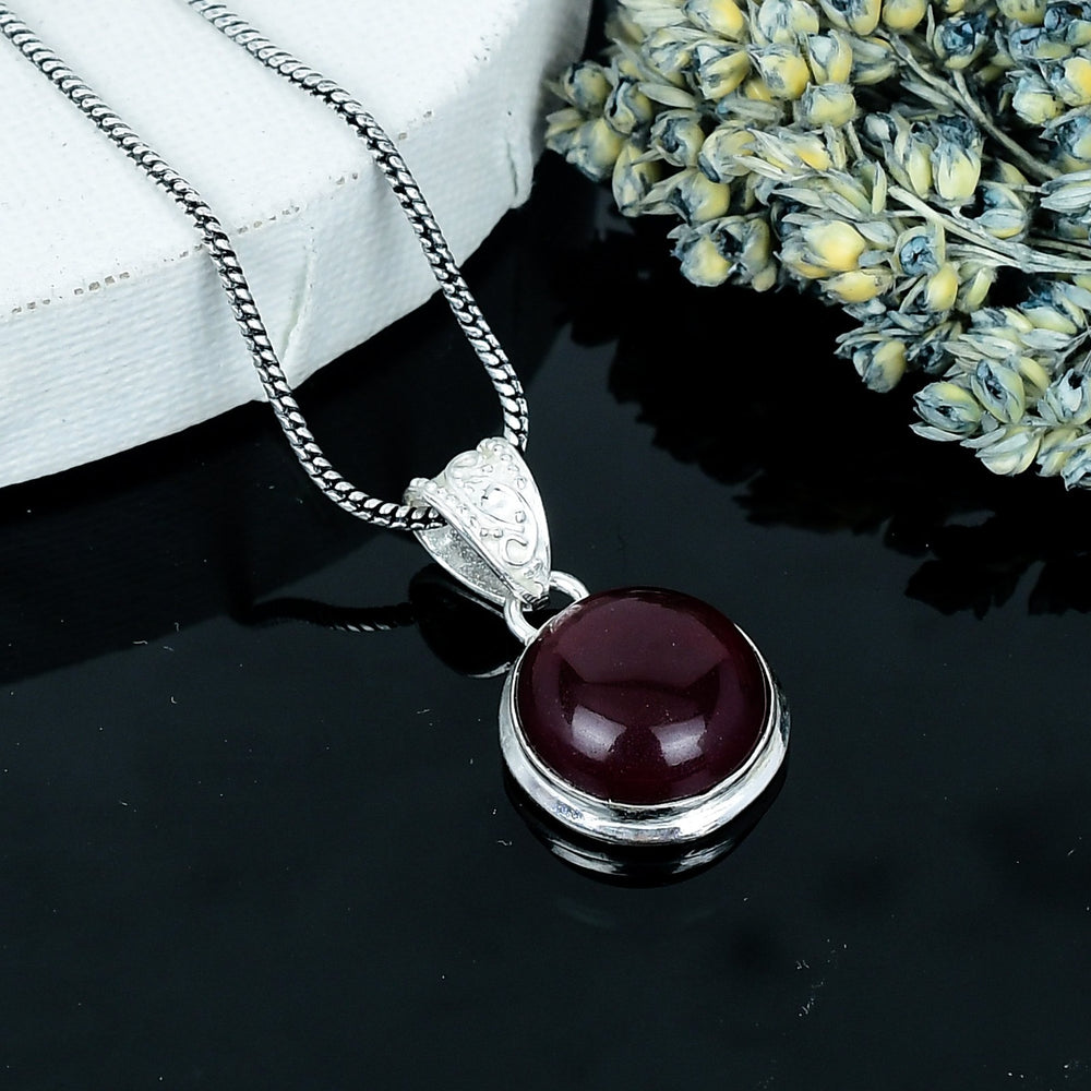 ZAREYA Garnet Bloom Pendant – 925 Silver | Deep Strength Charm